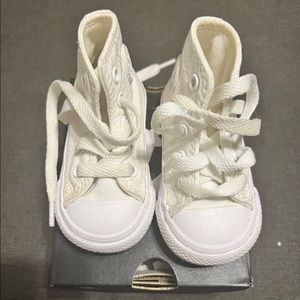 Toddler white converse (3)